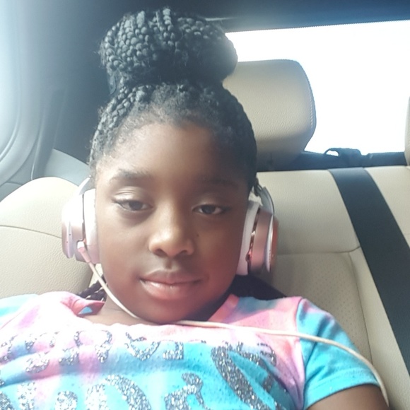 GAMES - Picture 2 of 4